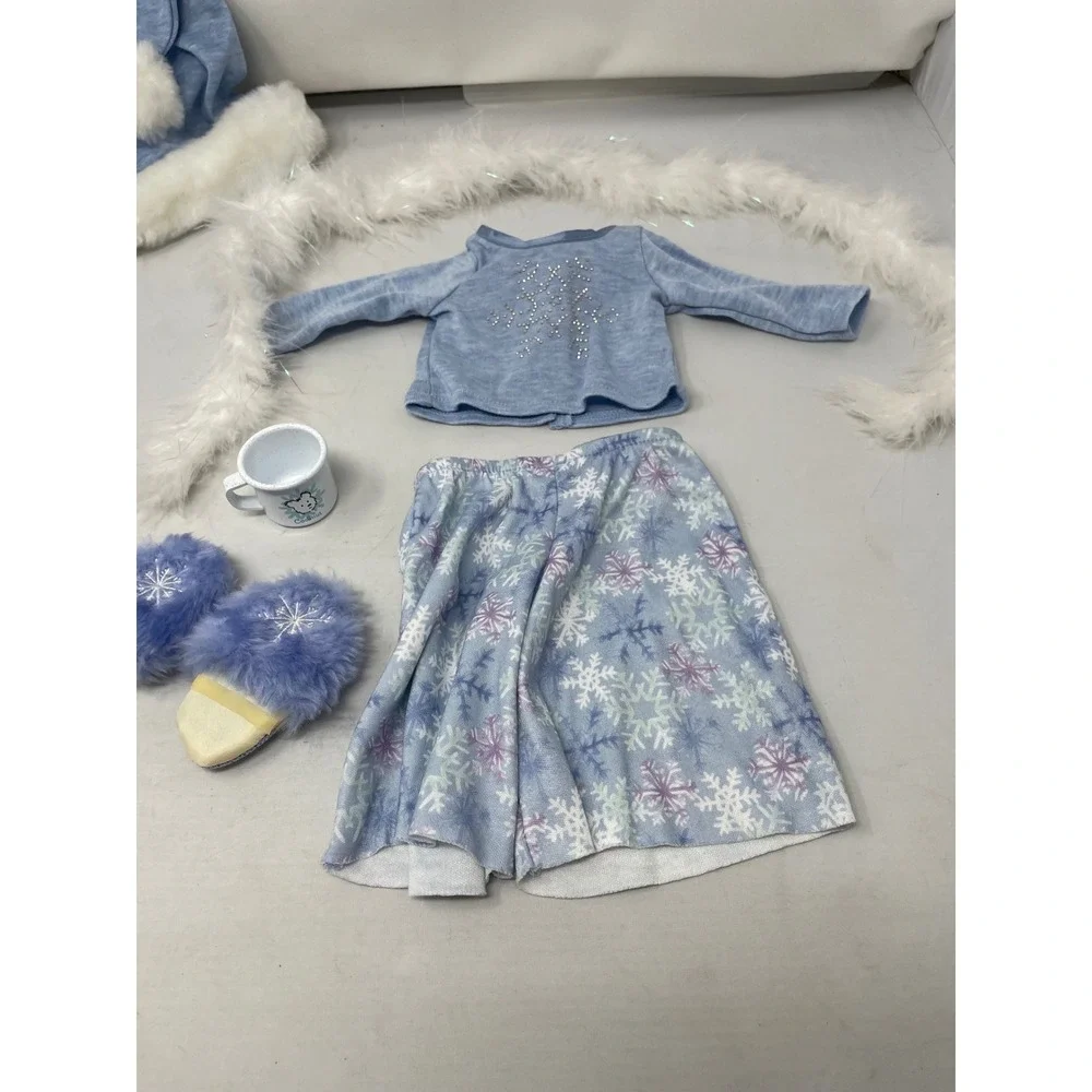 American Girl Snowflake Pajamas Set 2003 w/ Hat‎ Scarf Slippers Mug & Box